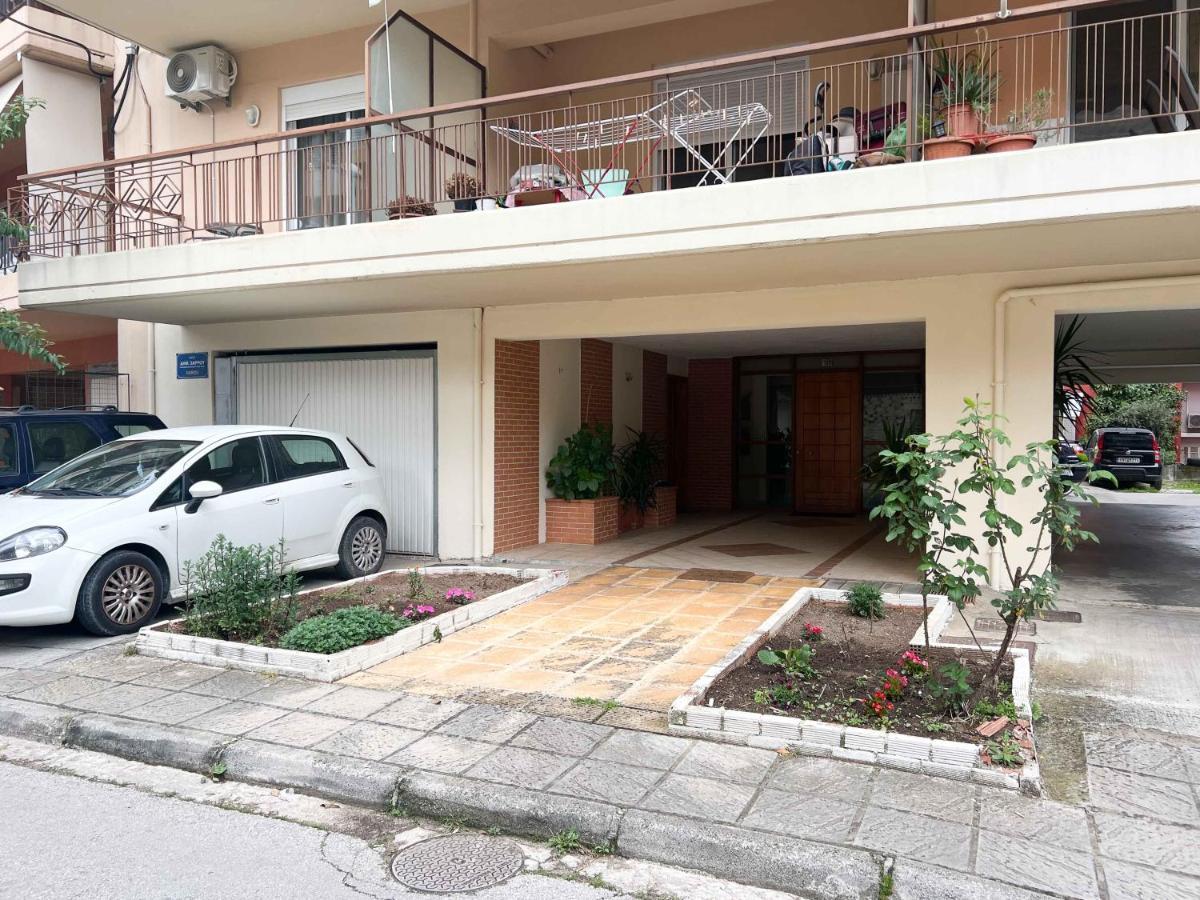 Clio City Apartment Ioannina Extérieur photo
